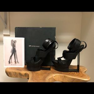 United Nude 90 Degrees / Size 37